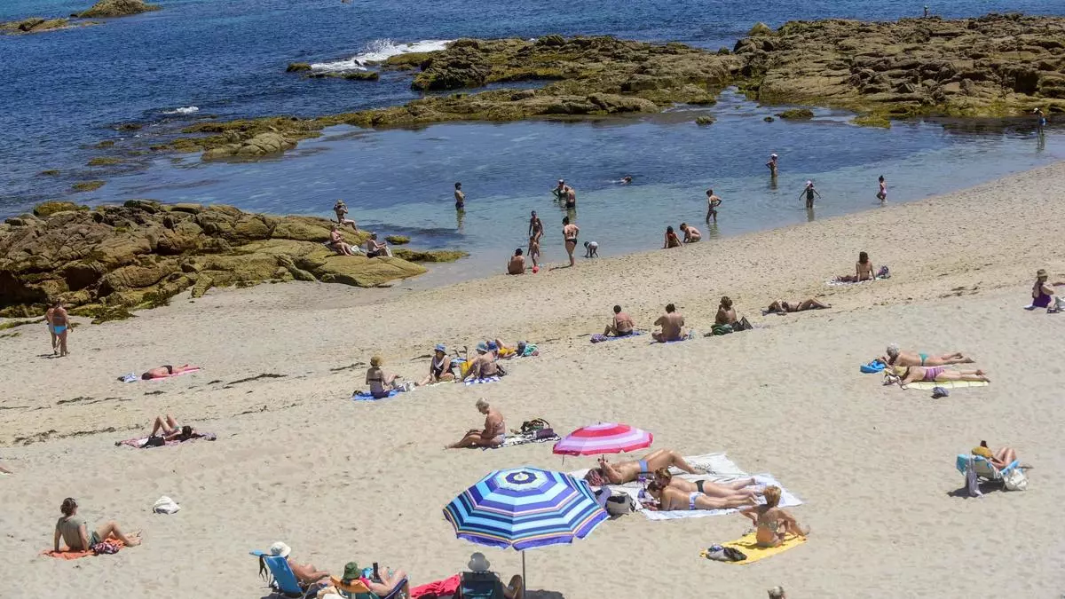 La primavera se despide con alerta por más de 34 grados en casi toda Galicia