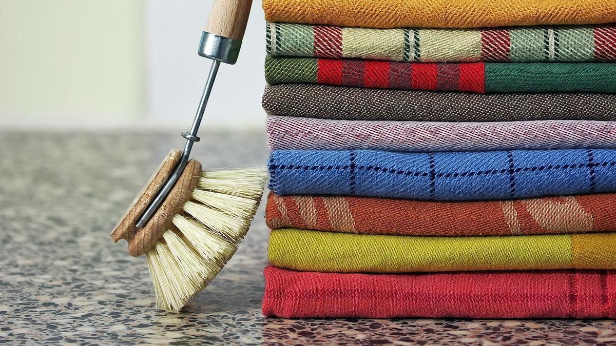 LIMPIEZA TRAPOS COCINA  Cada cuánto tiempo debes lavar los paños de cocina  y cómo se deben limpiar?