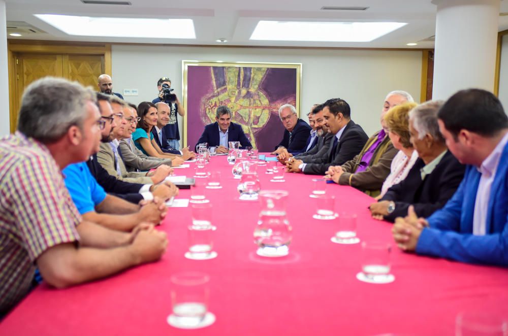 Reunión de los empresarios del Norte con Clavijo.