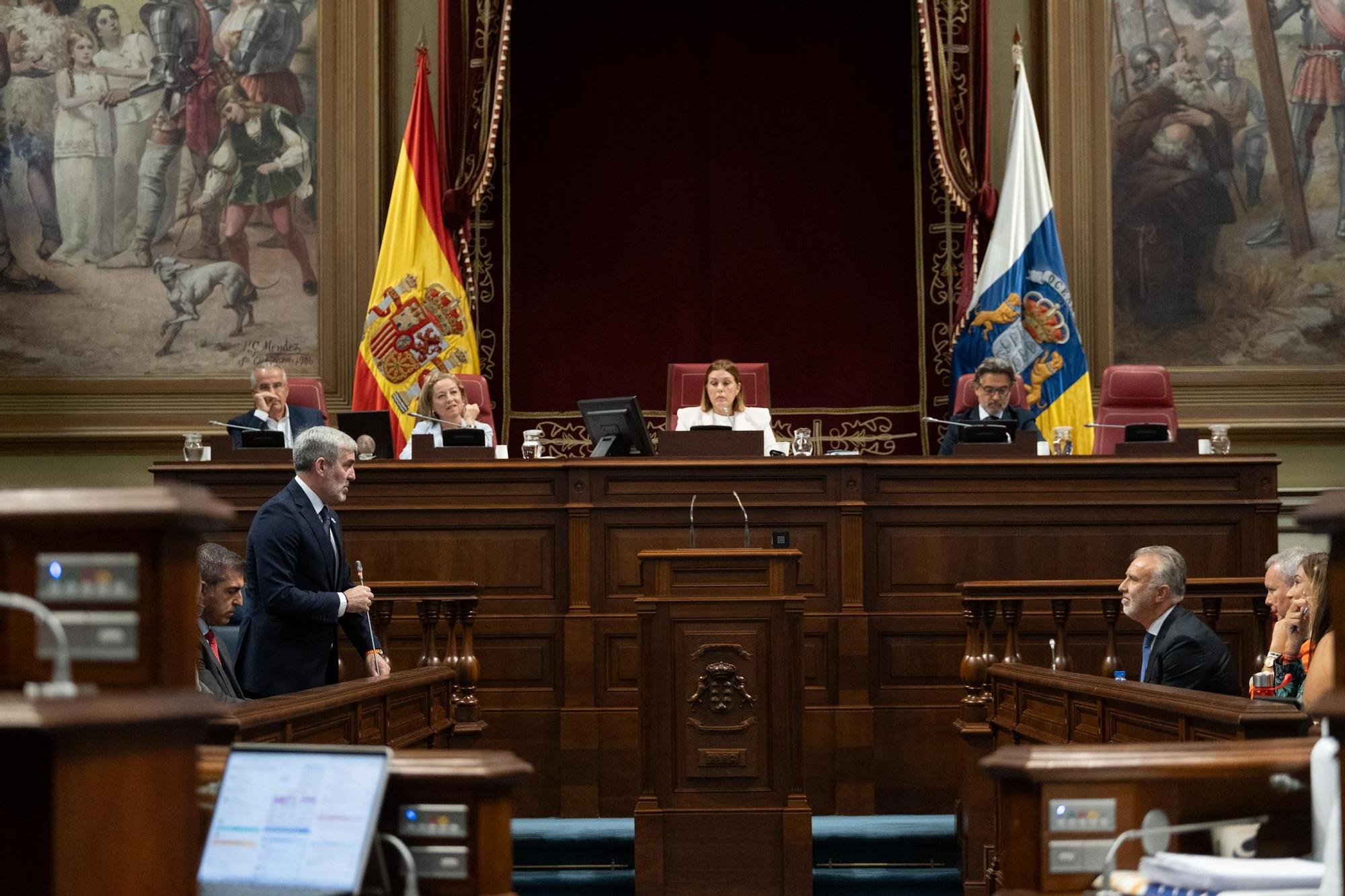 Pleno del Parlamento de Canarias