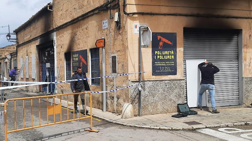 Fuego en un taller de Petra: «Al despertarnos, la casa estaba llena de humo»