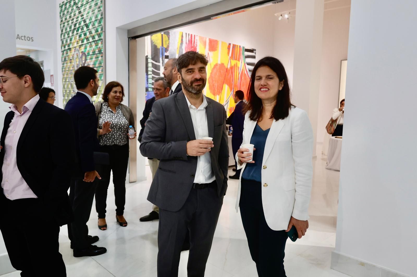 Llegada de los asistentes a la segunda edición del Foro de Energía en la Comunitat Valenciana