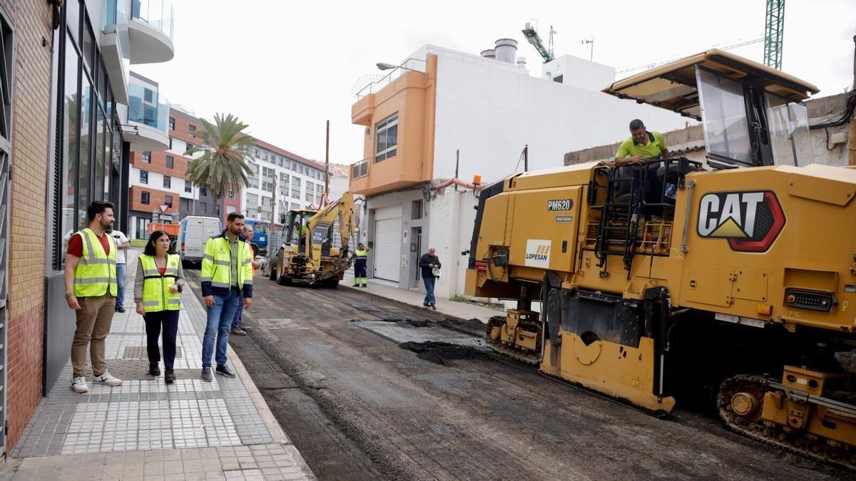 Avance de los trabajos de asfaltado en Guanarteme