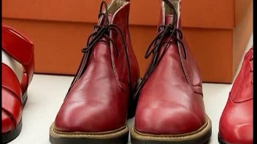 Los zapatos rojos de Benedicto XVI
