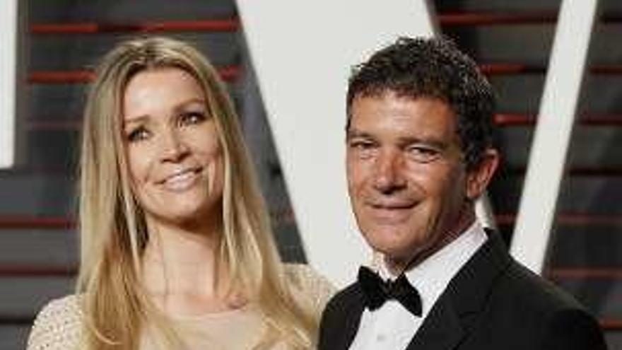 Antonio Banderas y su novia.