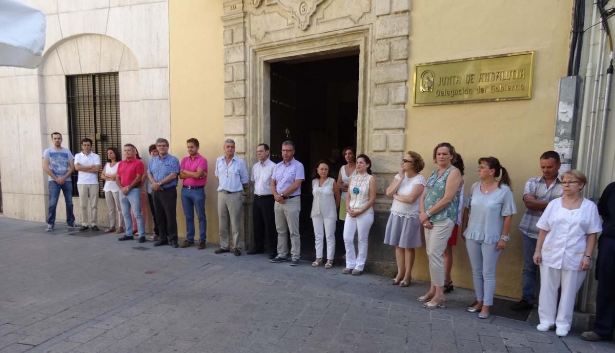 FOTOS: Minutos de silencio. Córdoba con Barcelona.