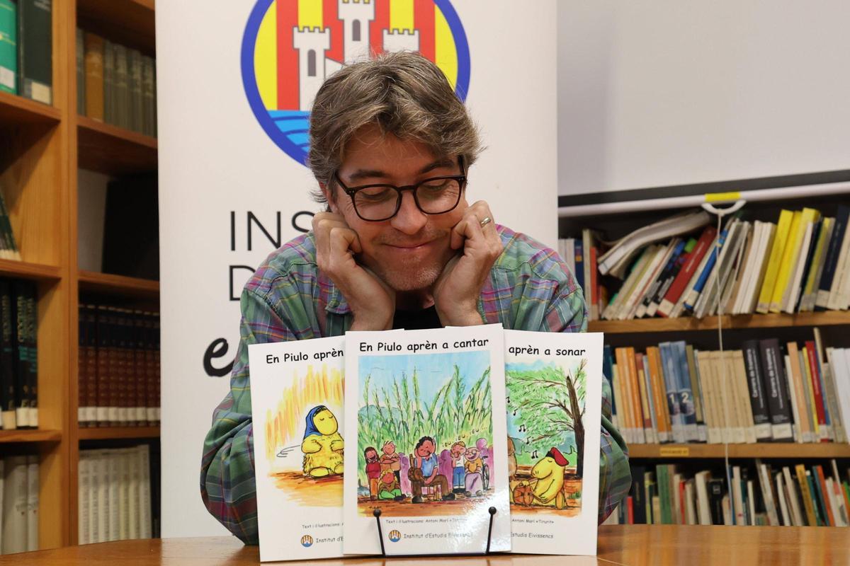 Todas las imágenes de los preparativos, recomendaciones y expectativas para el Día del Libro en Ibiza