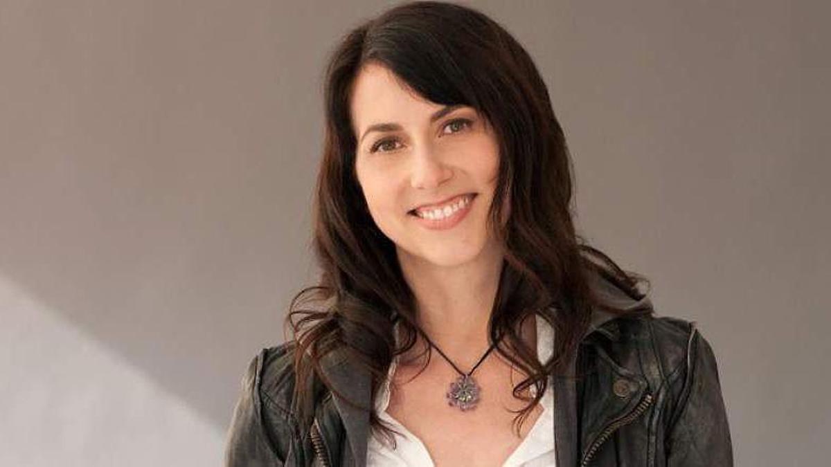 Mackenzie Scott, empresaria y mecenas multimillonaria