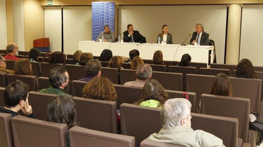 Presentación, ayer en la sede de la UIB, de la décima edición del ´Anuari de l´Educació´.