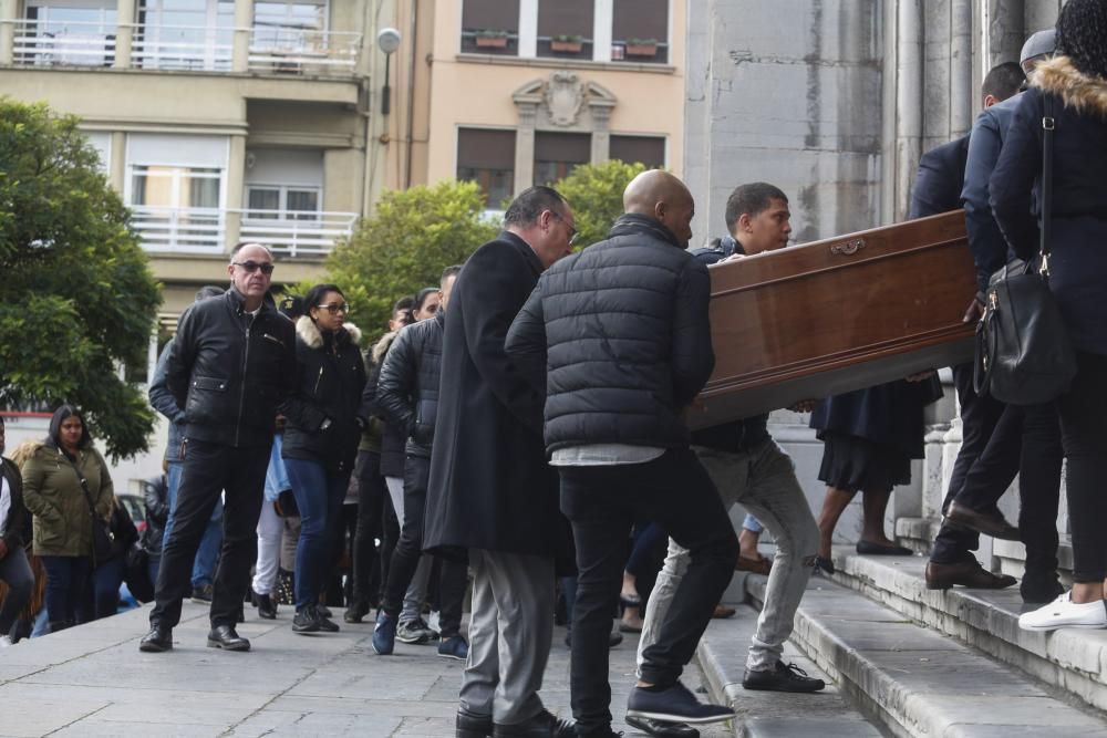 Funeral por Daniel Capellán en Avilés