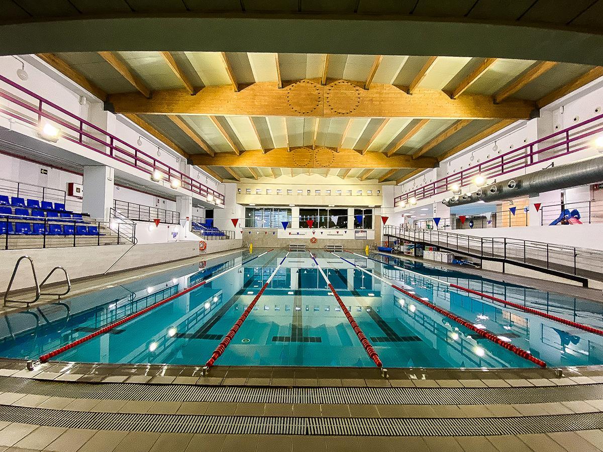 Piscina climatizada en Forus Sevilla