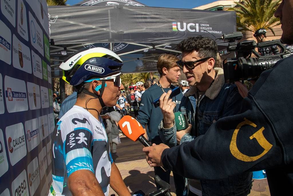 Vuelta Ciclista a Murcia: imágenes de la salida en Jumilla