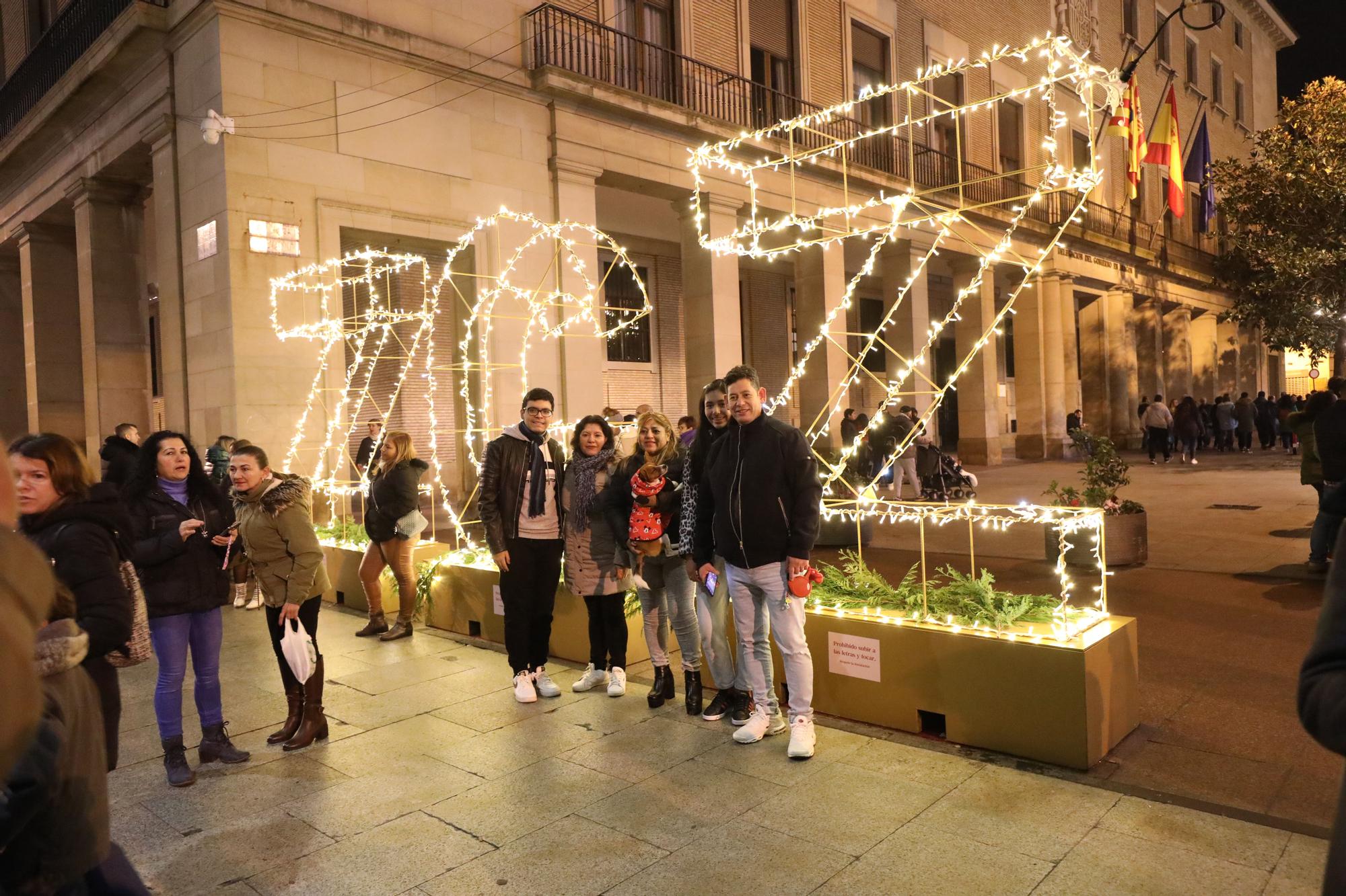 Zaragoza vive la Navidad en la calle