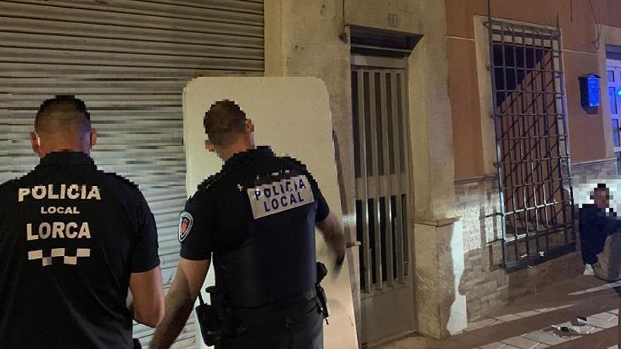 La Policía frustra en Lorca un intento de ocupación de una casa