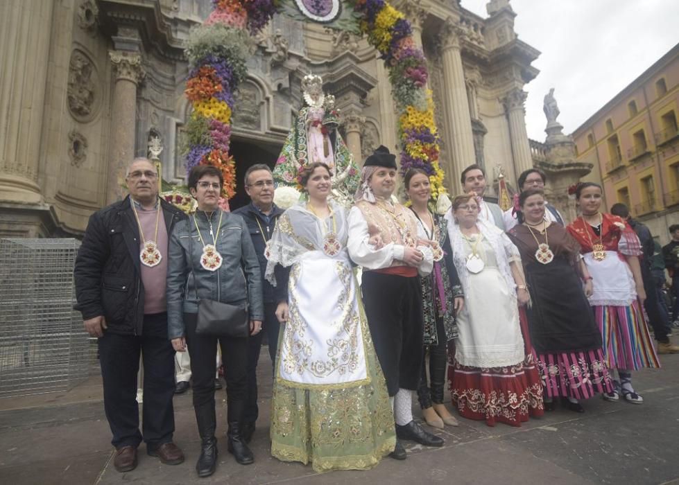 Ofrenda floral a la Morenica