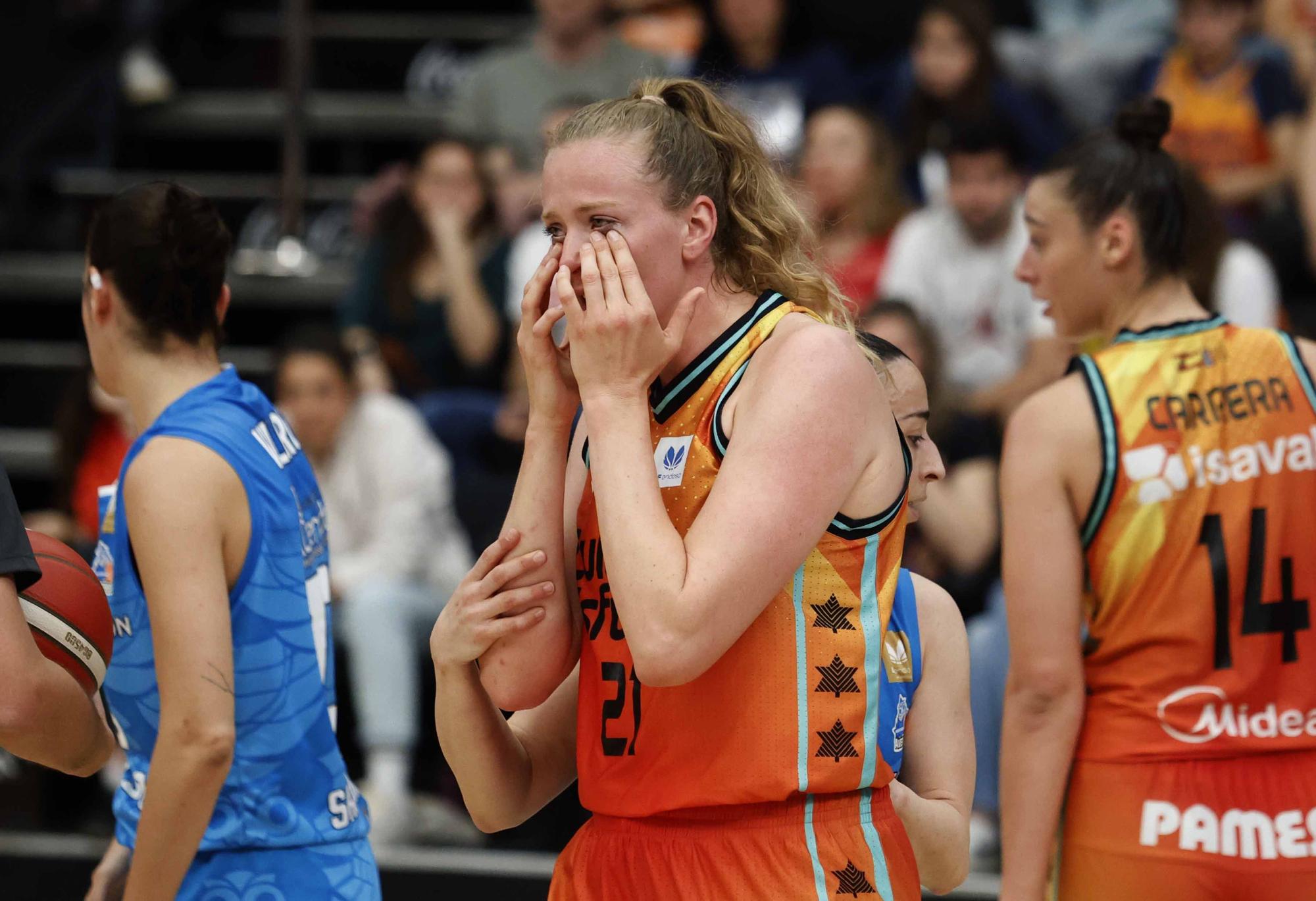 Valencia Basket - Perfumerías Avenida