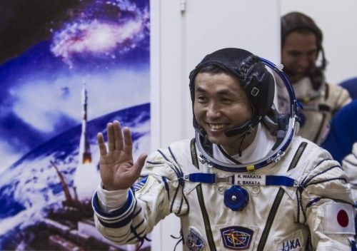 Los astronautas de la nave rusa Soyuz han llevado hasta el espacio la llama olímpica de los Juegos de Invierno de Sochi 2014 desde la base de Baikonur.