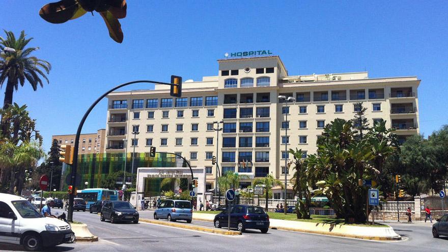 Imagen de la fachada del Hospital Carlos Haya de Málaga capital.