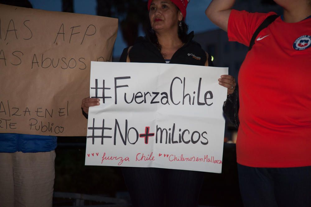 Respaldo de chilenos desde Palma a las protestas