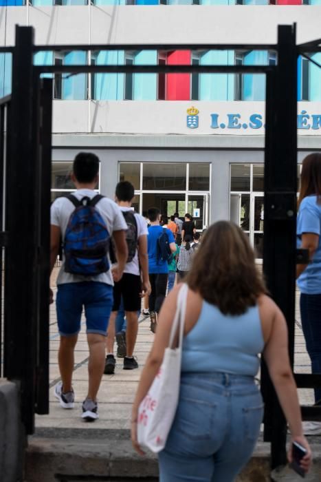 Vuelta al cole de los alumnos de Secundaria