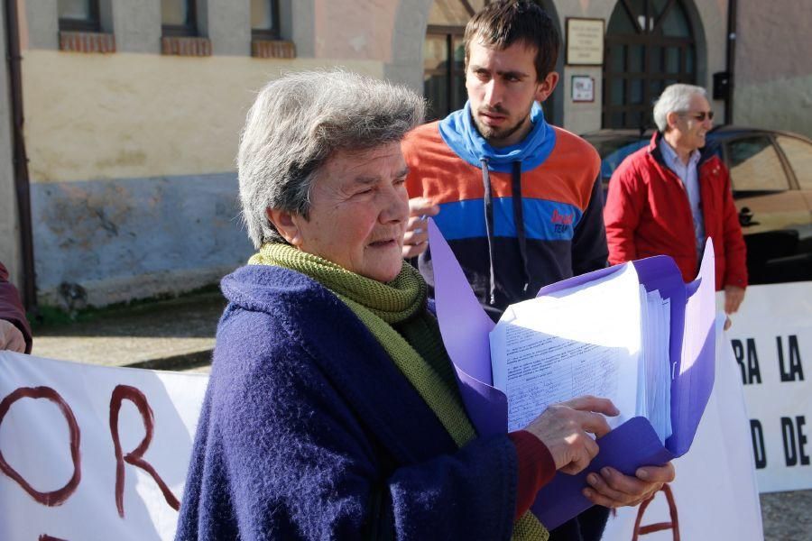 Manifestación en Bermillo por la sanidad