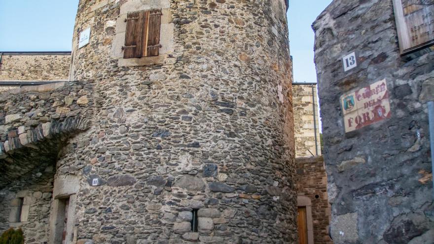 La Torre Bernat de So que acollirà el nou Museu de la Frontera