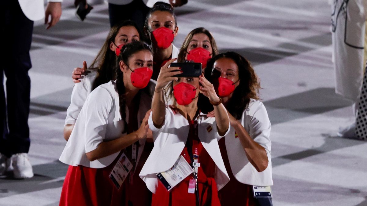 Belmonte y Craviotto lideran una España de alegría, corazones... y móviles