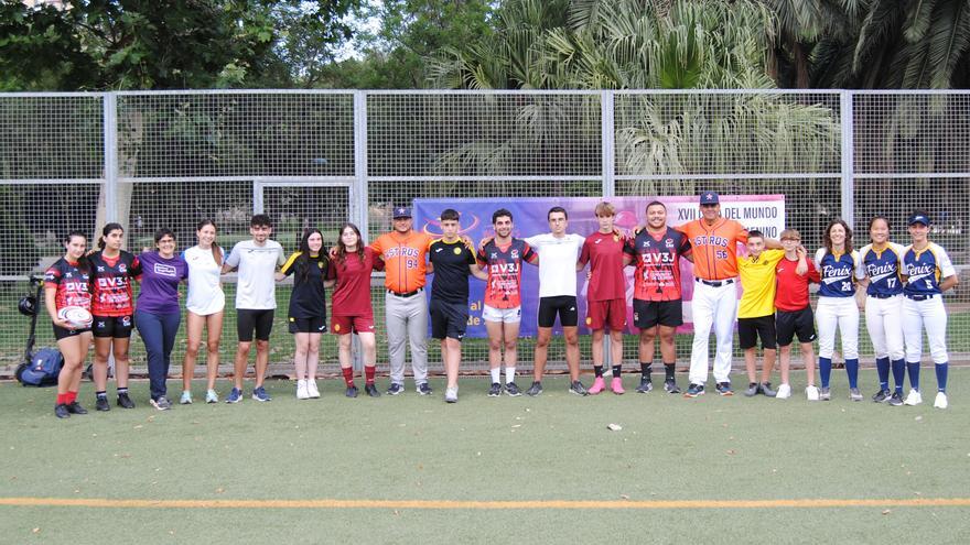 El deporte valenciano muestra su apoyo a la Copa Mundial de sófbol femenino