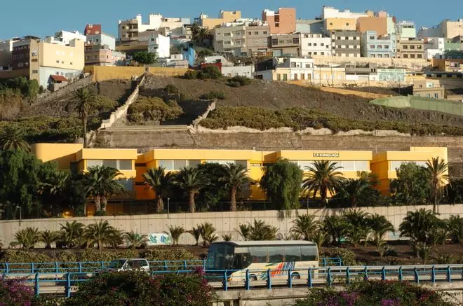 El Risco de San Nicolás pide volver a incluir en el plan del barrio el colegio Guiniguada