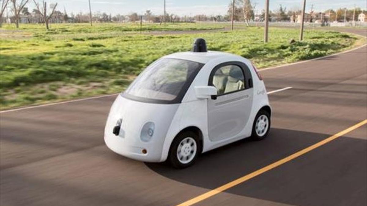 Un coche autónomo de Google (Waymo).