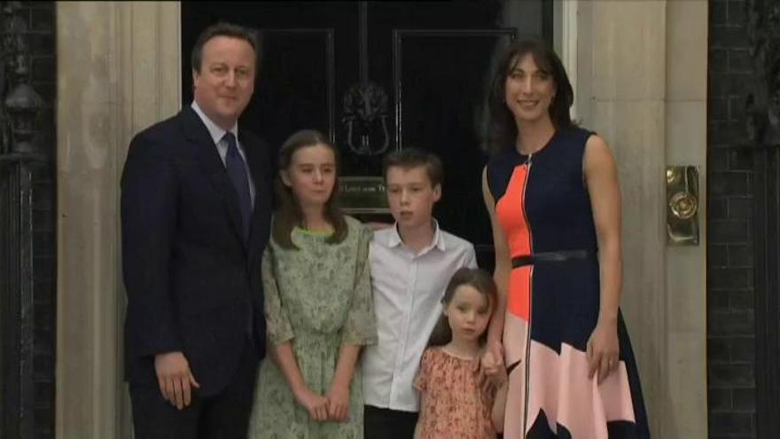 Cameron dice adiós a Downing Street después de seis años