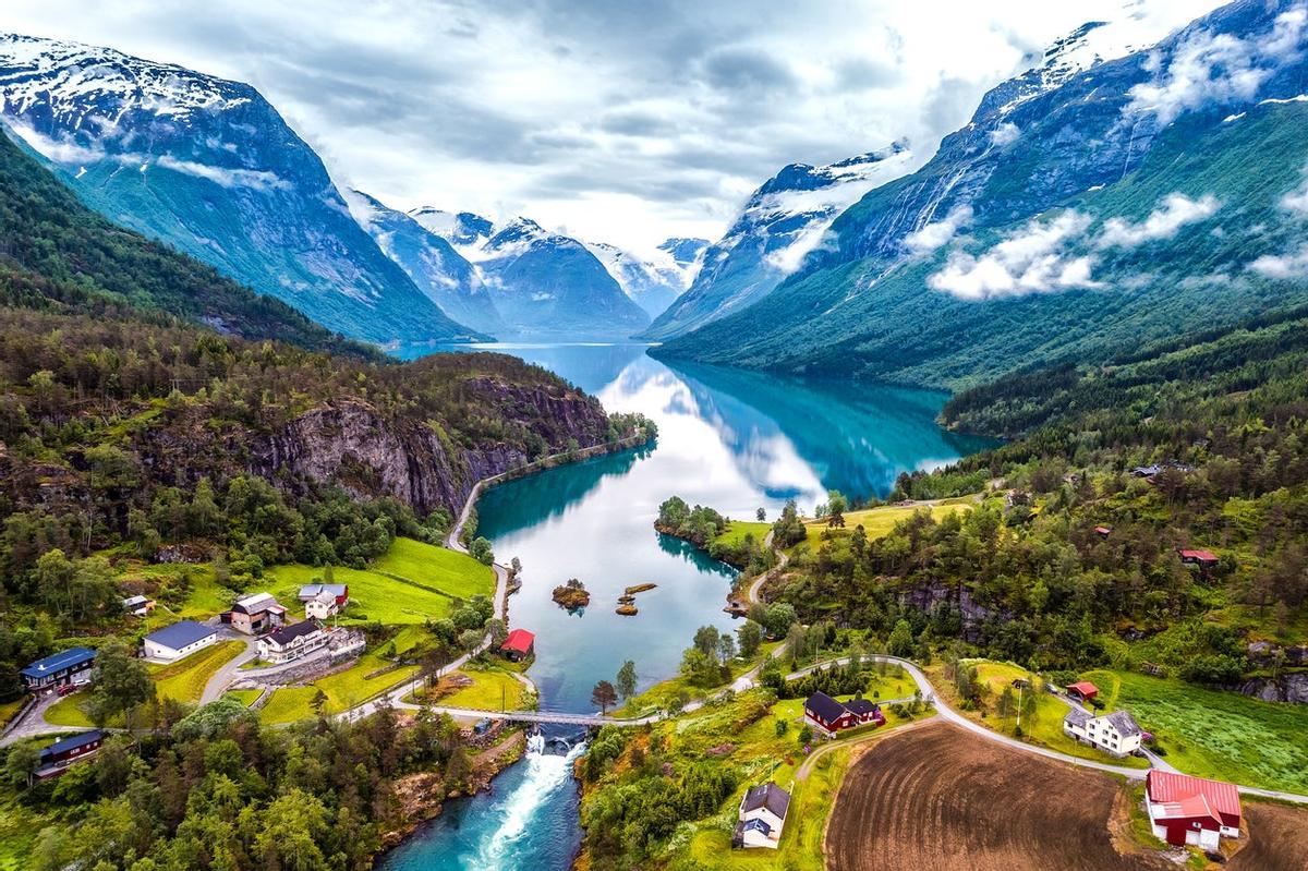 Vista aérea de un parque natural en Noruega