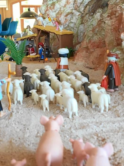 Die fantasievolle Playmobil-Krippe lässt sich in Portocolom bestaunen.