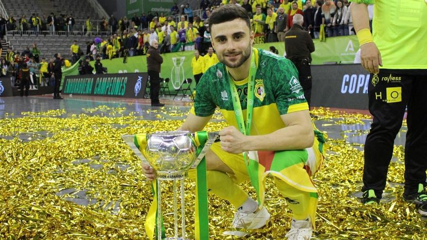 César, el quinto cordobés que gana la Copa de España de fútbol sala