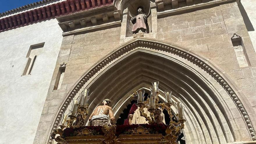 Vídeo | La impresionante salida del misterio del Señor de la Salud y el Buen Viaje de San Esteban
