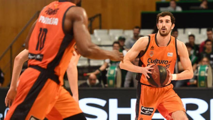 Victoria y liderato del Valencia Basket en Limoges