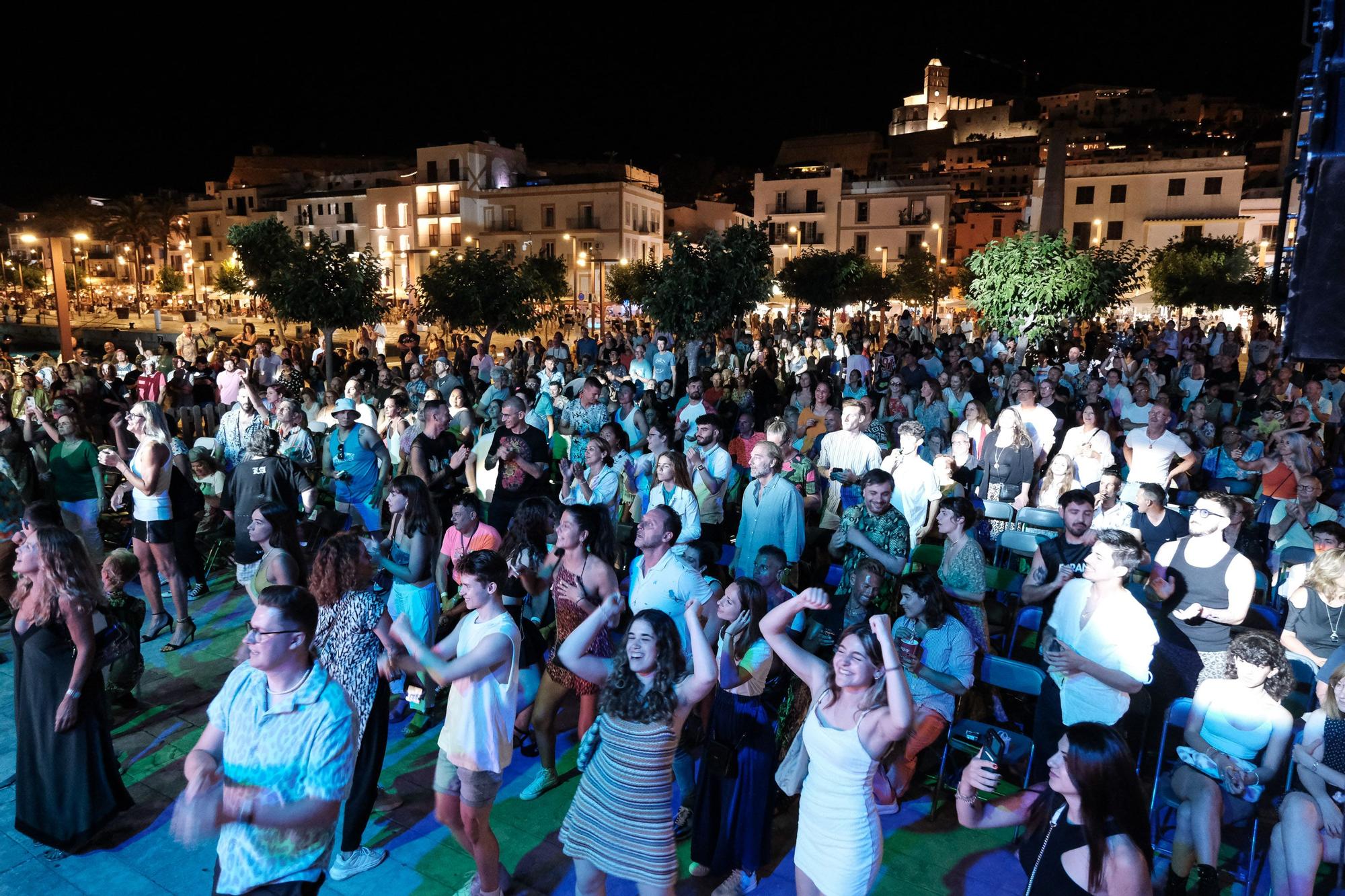 Todas las imágenes de la noche de Drag Queens en Ibiza.