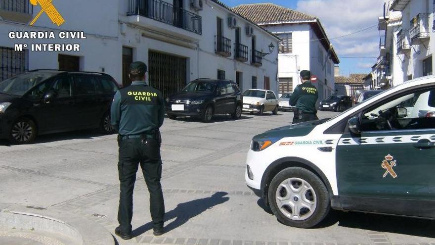 La Guardia Civil detiene a un vecino de Bujalance por 10 robos en la localidad