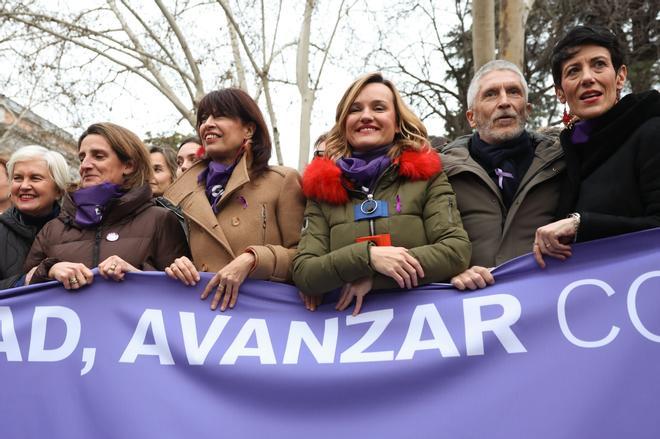 Manifestación de la Comisión 8M bajo el lema Patriarcado, Genocidio, Privilegios #SeAcabó