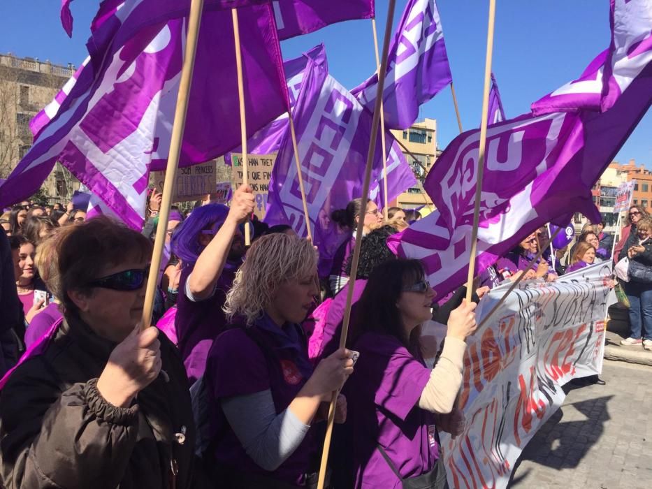 Manifestació estudiantil a Girona de la vaga del vuit de març