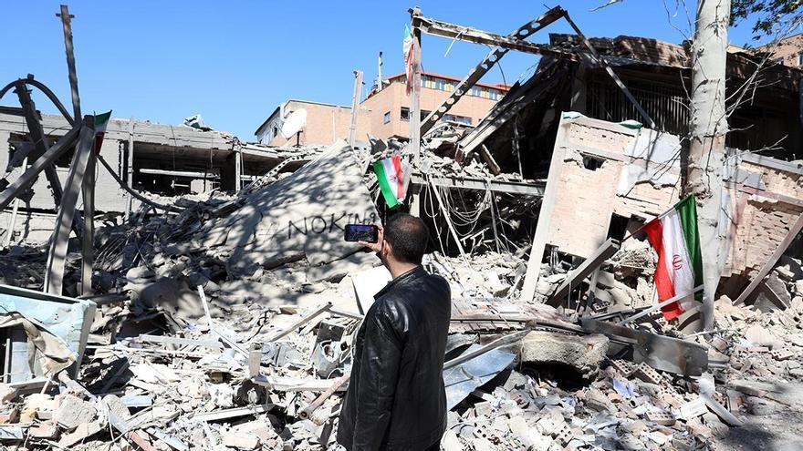 Una sinagoga y edificios universitarios de Teherán sufren fuertes daños en un ataque israelí