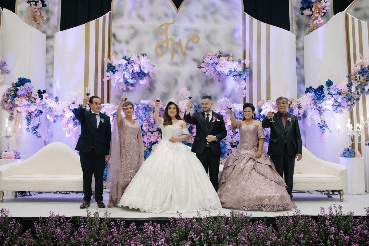 Fotogalería | La boda de un extremeño en Indonesia, en imágenes