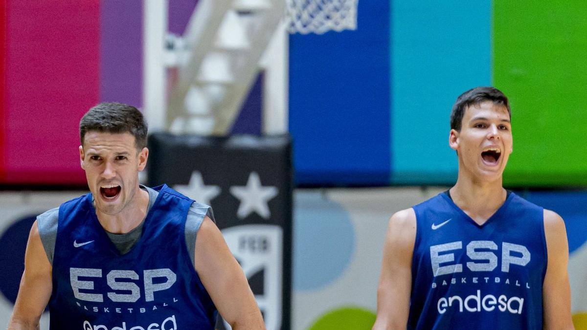 López-Arostegui y Jaime Pradilla durante un entrenamiento con la selección española. | FEB