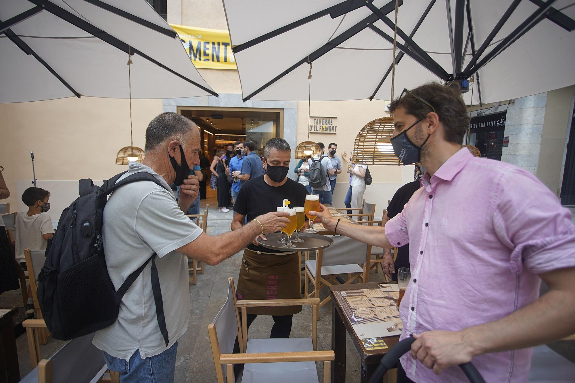 El Foment de Girona inaugura la nova Taverna a la plaça Mercaders