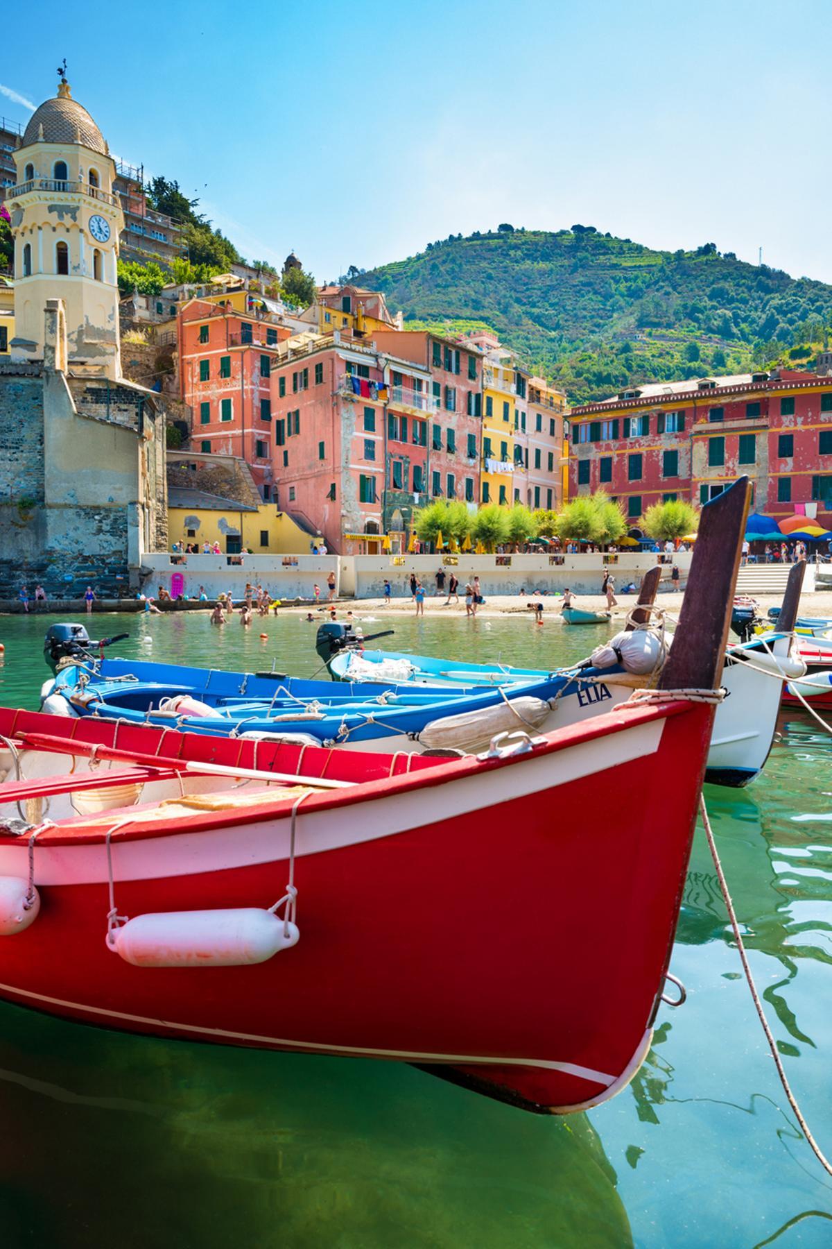 El puerto de cuento, Vernazza, Cinque Terre, Italia