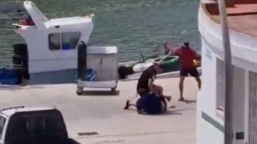 Brutal agresión a un pescador al llegar al puerto de Cullera