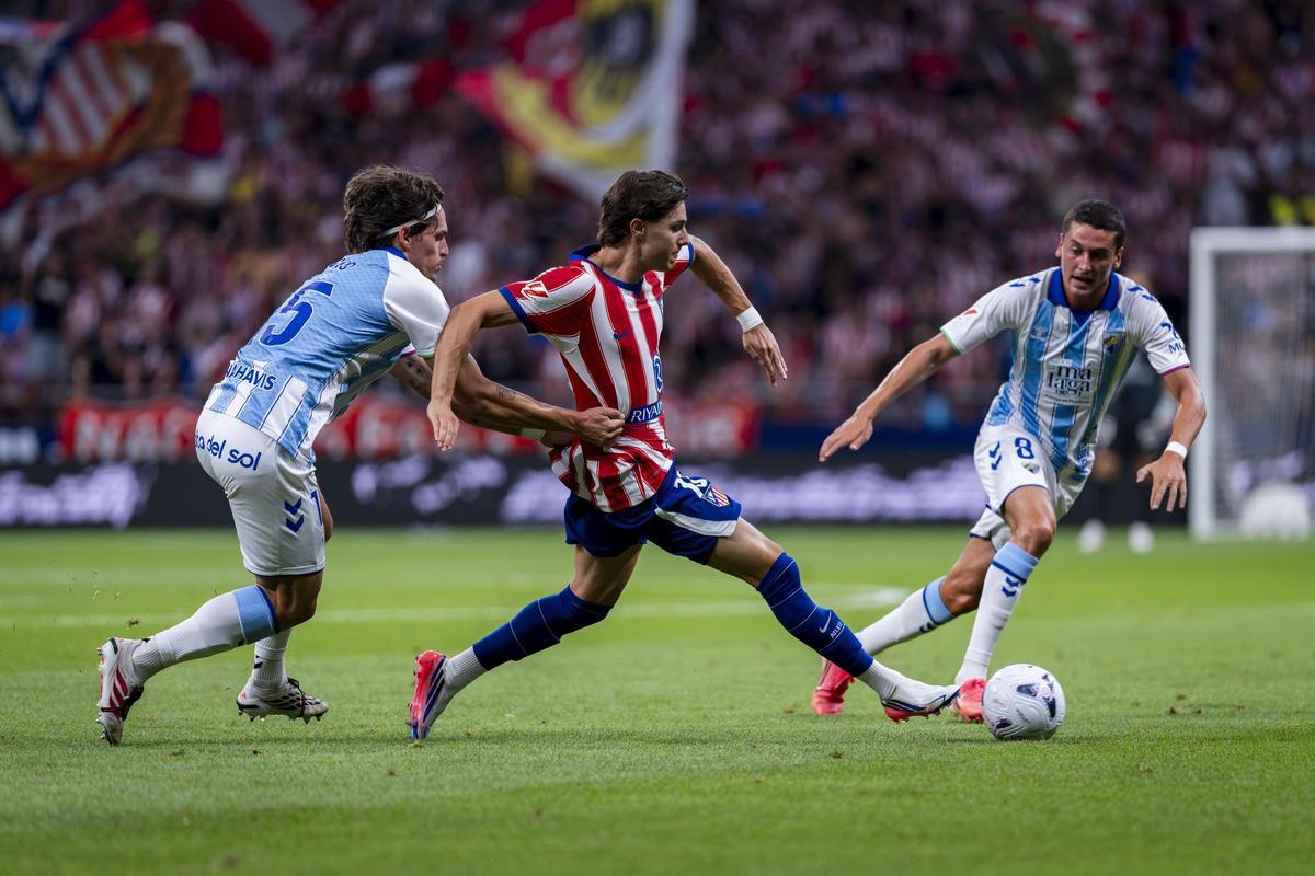 Arnau Ortiz debuta a Primera en la victòria de l'Atlètic contra el Màlaga al Metropolitano.