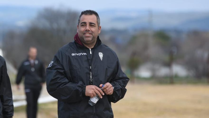 Germán Crespo, sonriente, en la Ciudad Deportiva del Córdoba CF.