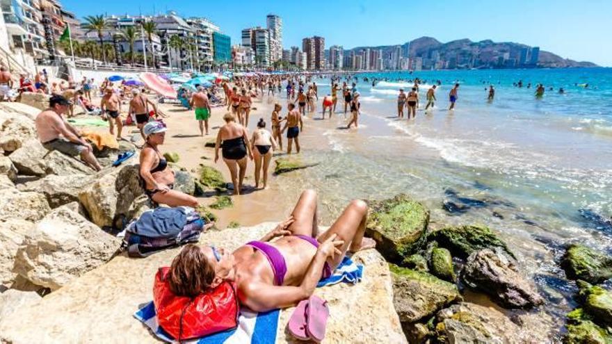 Benidorm, abarrotado en el puente de agosto