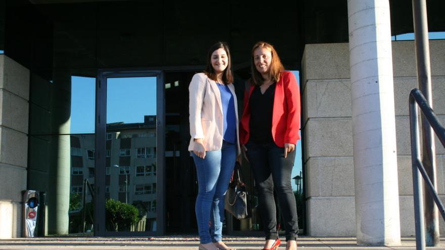 Leticia Santos y Marta Freire, alcaldesa y teniente de alcaldesa en el Concello de Moaña. Gonzalo Núñez